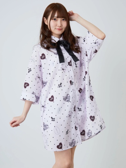 やみかわいいプリントBigシャツ(オフホワイト)