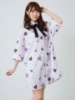 ピンク