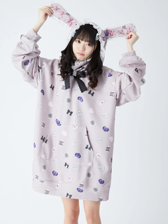 病みかわプリントうさちゃんフーディー