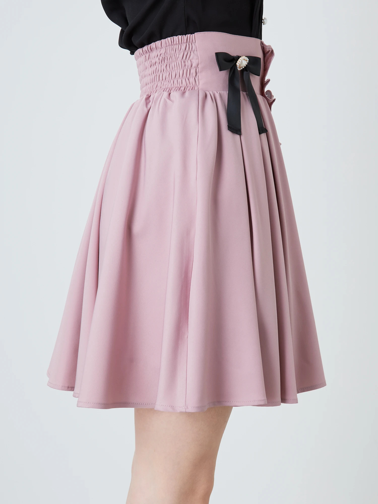 AlexanderMcQueen リボンモチーフ ショートパンツ スカート風 黒 Alexander McQueen ショートパンツ | ブラック | FARFETCH JP