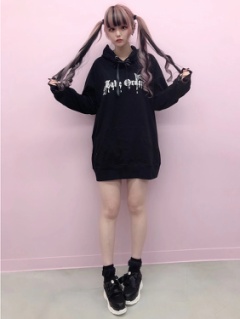 エンジェルプリントパーカー
