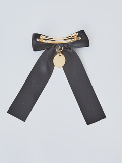 『ディズニー ツイステッドワンダーランド』オクタヴィネル/リボンバレッタ