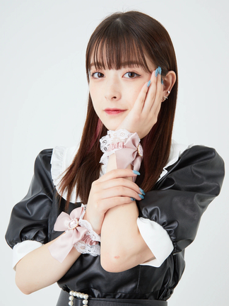 激レアロゴ入り☆ディースクエアード☆ビジューリボンバングル 激レアロゴ入り☆ディースクエアード☆ビジューリボンバングル