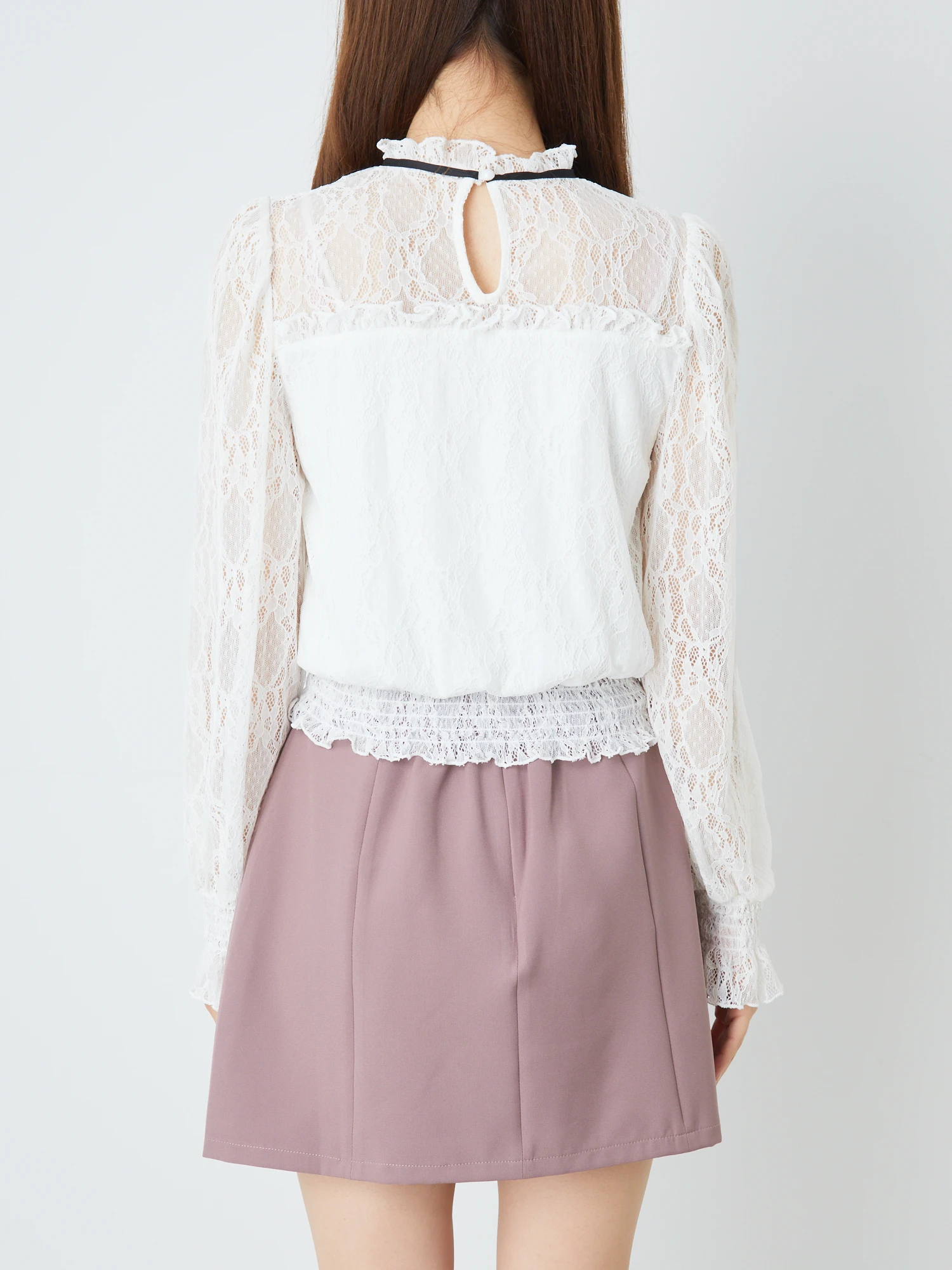 フリルネックレースTOPS - Ank Rouge(アンクルージュ)のTシャツ