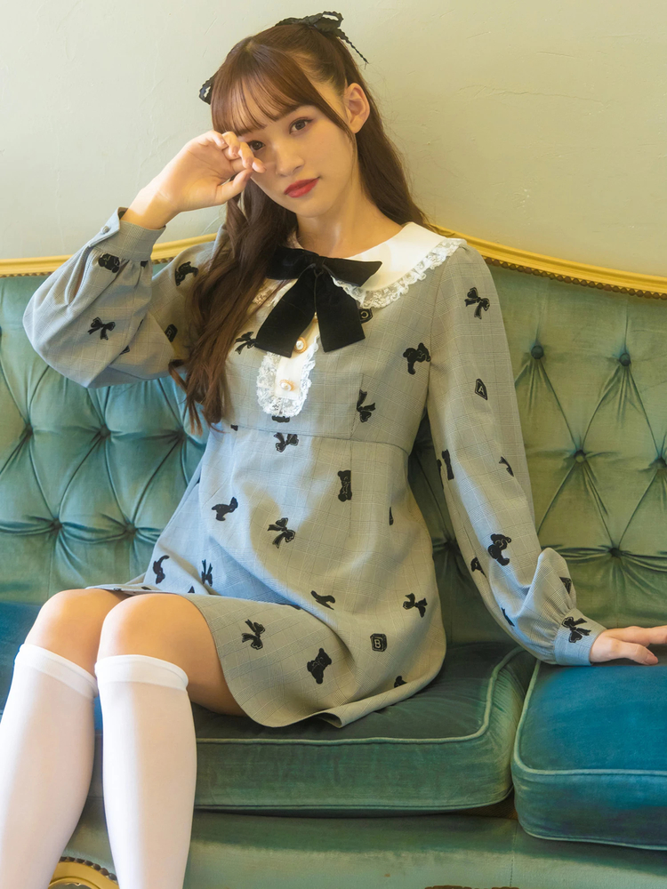 フロッキーローズ柄Aラインワンピース/メタモルフォーゼタンドゥフィーユ TeddyフロッキーAラインワンピース - Ank Rouge(アンクルージュ)の