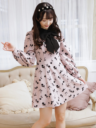 ヴァレンティノ　ワンピース　ラッフル　フリル　ペプラム　フレア　ウール　シルク ローズフロッキーラッフルフリルOP - Ank Rouge(アンクルージュ)の