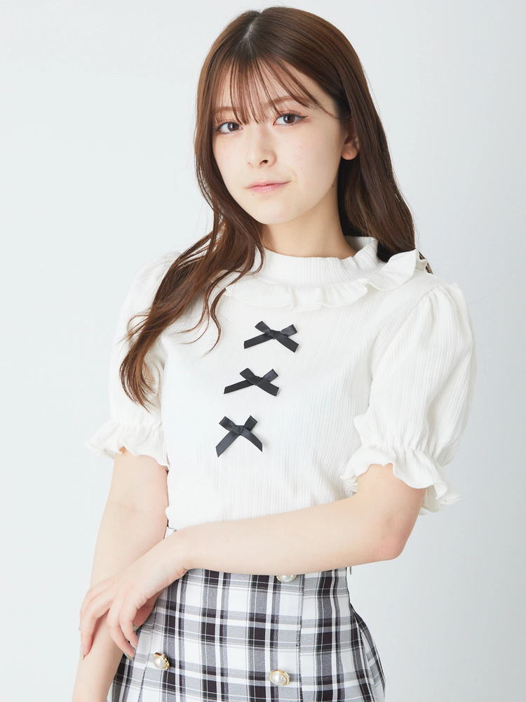3つリボンTOPS - Ank Rouge(アンクルージュ)のTシャツ