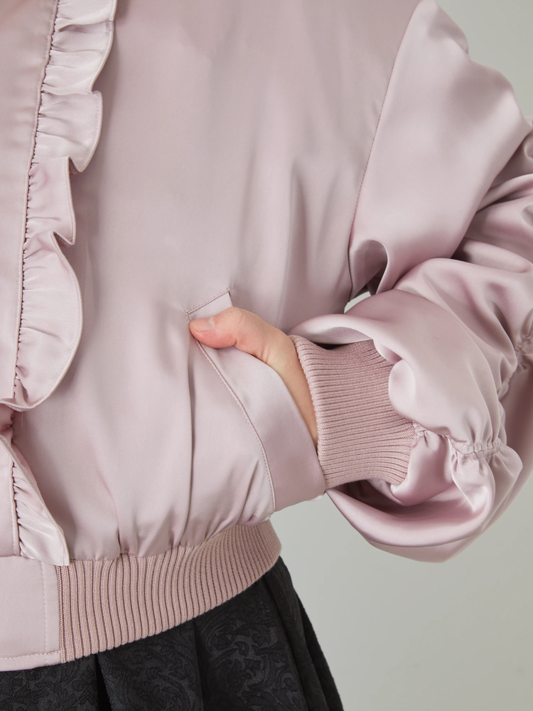 フリル付きアウター pairmanon（ペアマノン）の「フリル付き ノーカラー ジップ