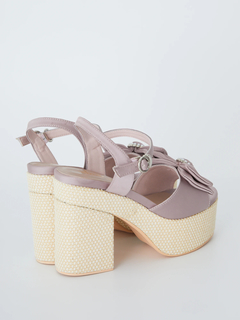 パールバックルリボンサンダル