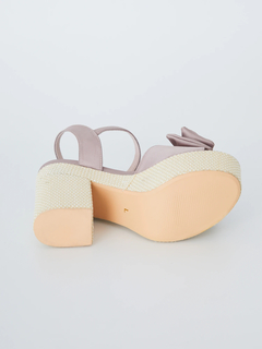 パールバックルリボンサンダル