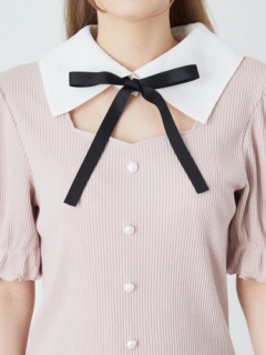 デコルテ開きTOPS