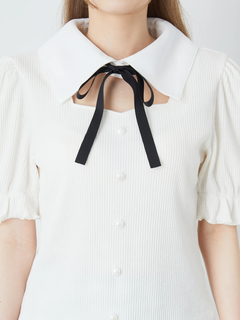 デコルテ開きTOPS
