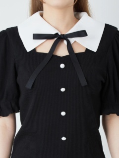 デコルテ開きTOPS