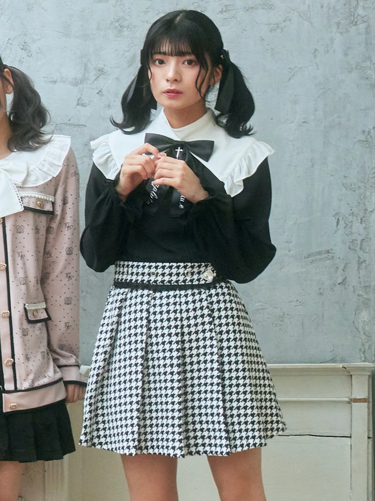 販売済】イノワ♡レースアップ♡ボックスプリーツスカート♡ 淡白