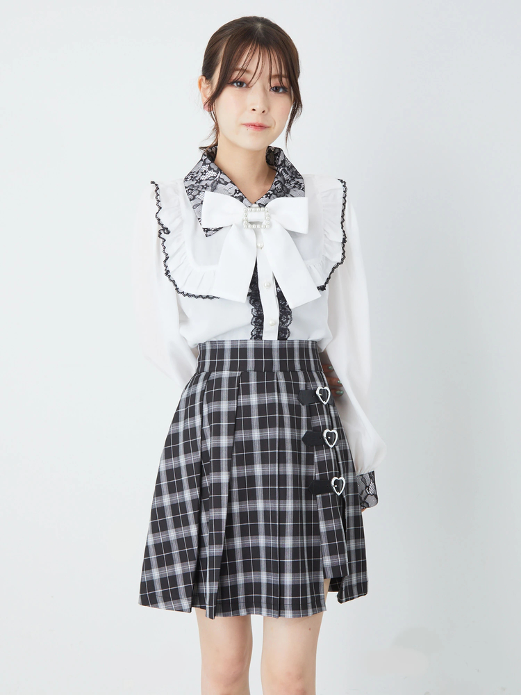 美品✨マークアンドロナ インナー付 プリーツスカート スカル総柄　ラベンダー ガーター付きプリーツスカート(ミニ丈) | VOLCAN&APHRODITE