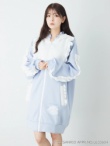 ブルー
