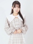 ベージュ