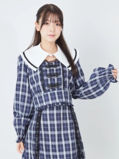 ブルー