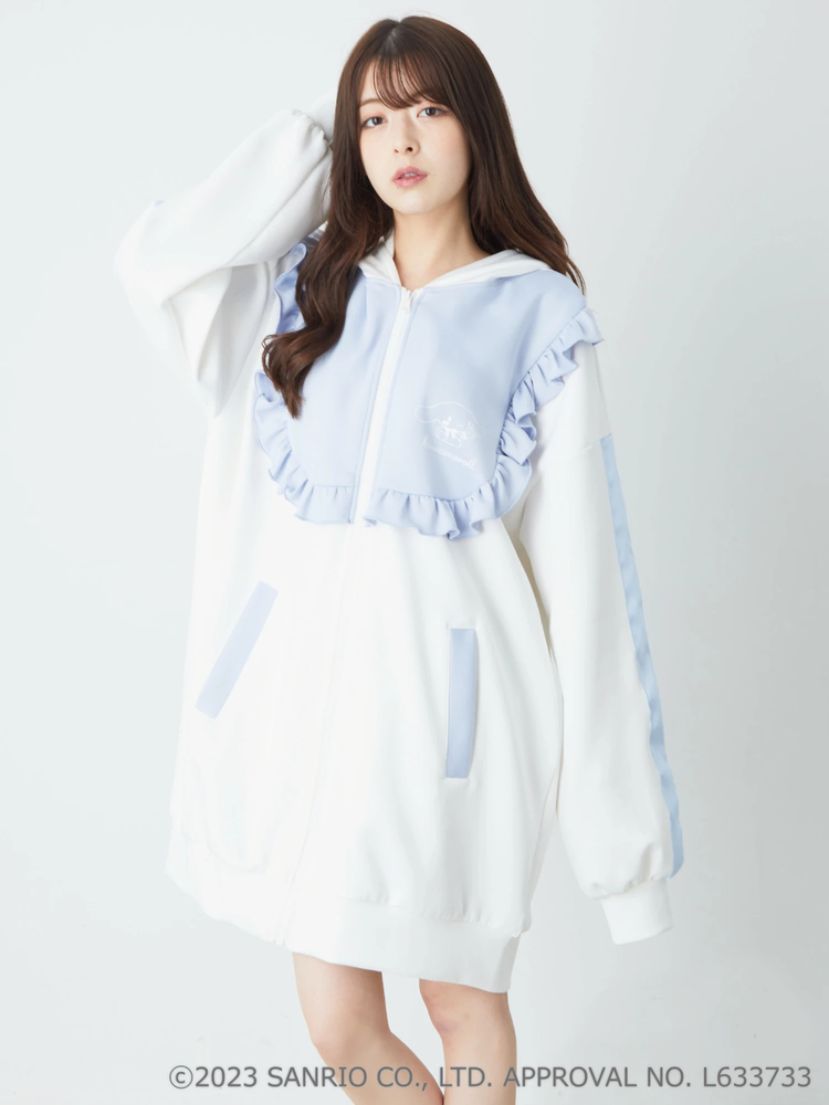 Cinnamoroll フード付きパーカー ジャージ　M ホワイト Amazon.co.jp: [サンリオ] ジップアップパーカー シナモロール