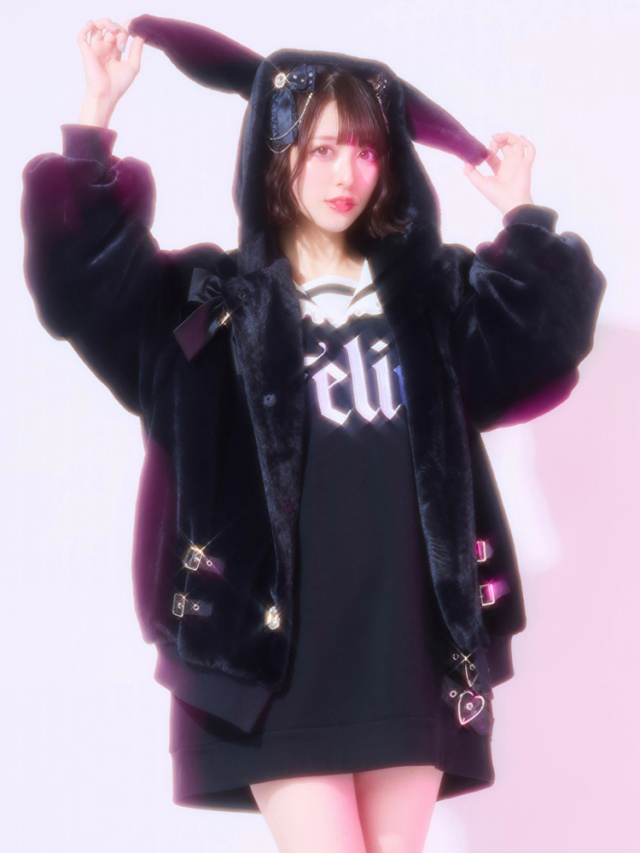 ゴシックうさみみファーコート - Ank Rouge(アンクルージュ)のコート  