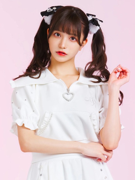 ARロゴ刺しゅうハーフジップTOPS(ホワイト)