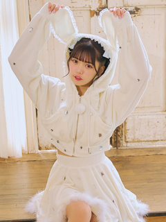 うさちゃんビジューパーカー