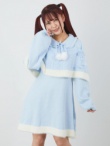 ブルー
