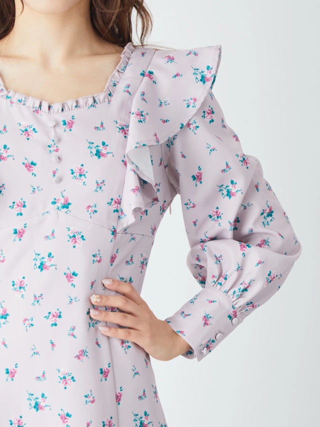 フラワーBackスピンドルワンピース - Ank Rouge(アンクルージュ)の  