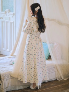 フラワーBackスピンドルワンピース - Ank Rouge(アンクルージュ)の  