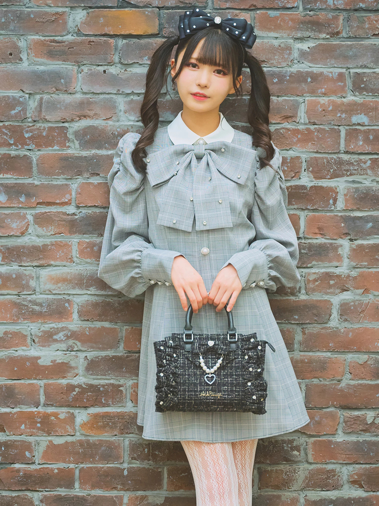 Ank Rouge ワンショルリボンワンピース ホワイト ワンピース ミニワンピ リボンとお花のキャミワンピース - Ank Rouge(アンクルージュ)の