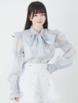 ブルー
