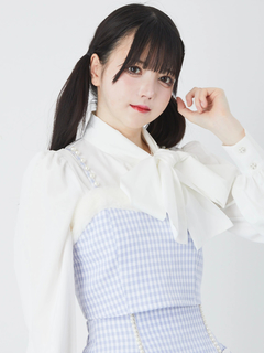 ブルー