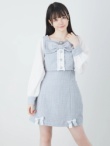 ブルー