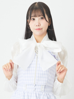 ブルー