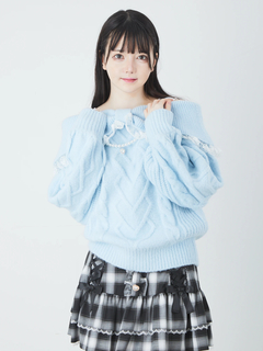 ブルー