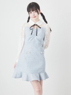 ブルー