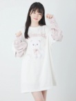 ピンク
