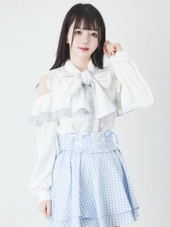 ブルー