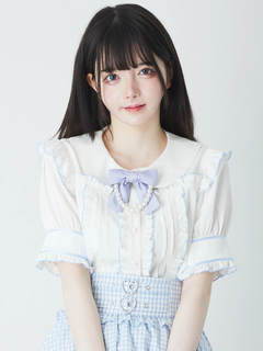 ブルー