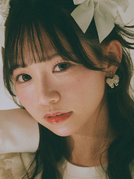 パールリボンピアス(ホワイト)