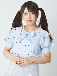 ブルー