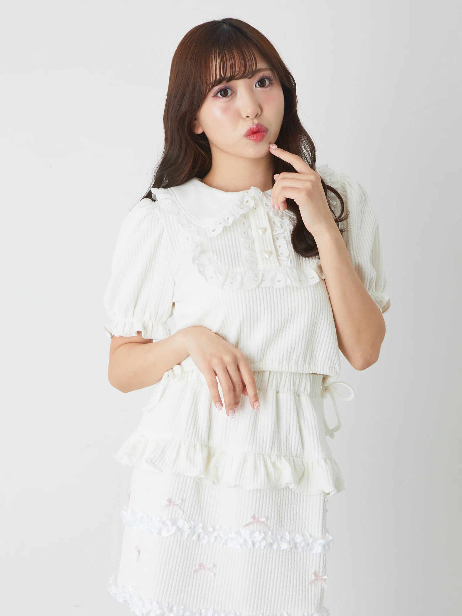 新品☆4Lベージュ系♪後ろリボン＆切替プリーツ♪フェミニン
