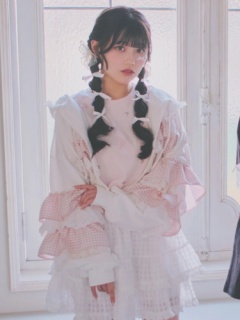 フリルパーカー
