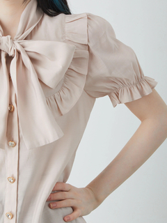 リボンタイブラウス