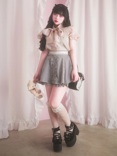 リボンタイブラウス