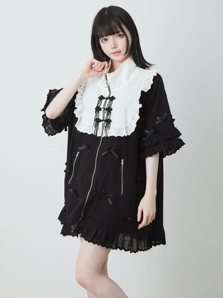 アンクルージュ パーカー 03_011-750.jpg