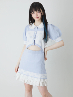 ブルー