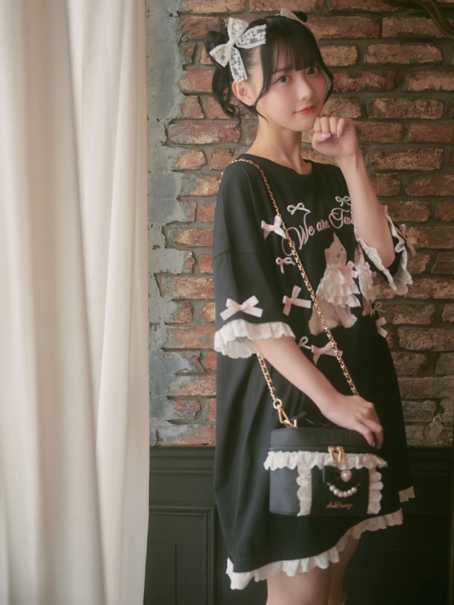 ツインキャットBigTe - Ank Rouge(アンクルージュ)のTシャツ 