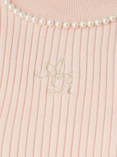 ロゴ刺しゅうニットTOPS