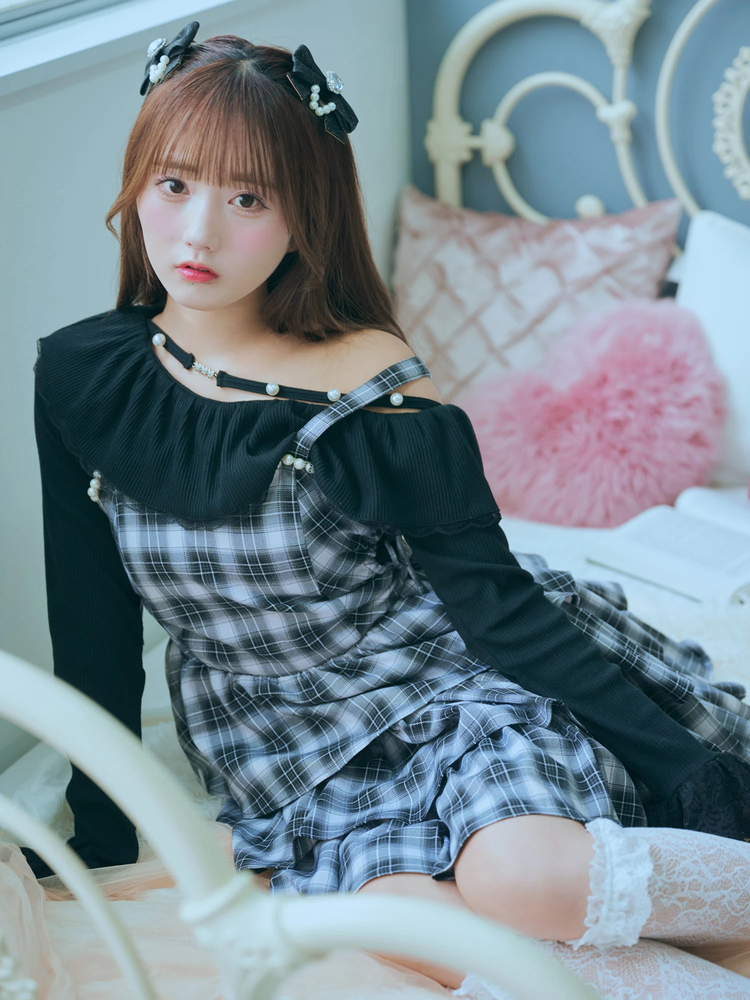 アンクルージュ サイドハ一トあきティアードワンピース＆ワンショルテレコTOPS ワンショルテレコTOPS - Ank Rouge(アンクルージュ)のTシャツ